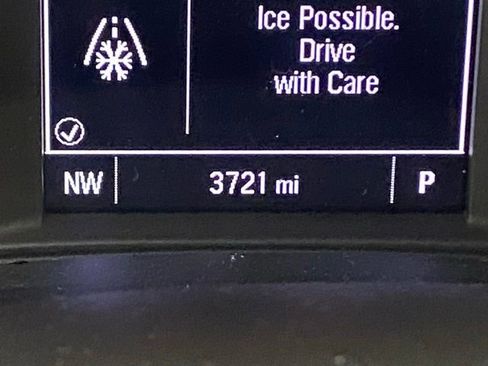 New 2025 Chevrolet Malibu LT image 2