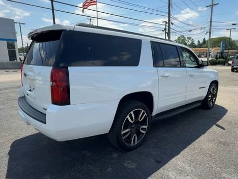 Used 2020 Chevrolet Suburban Premier AWD/4WD image 8