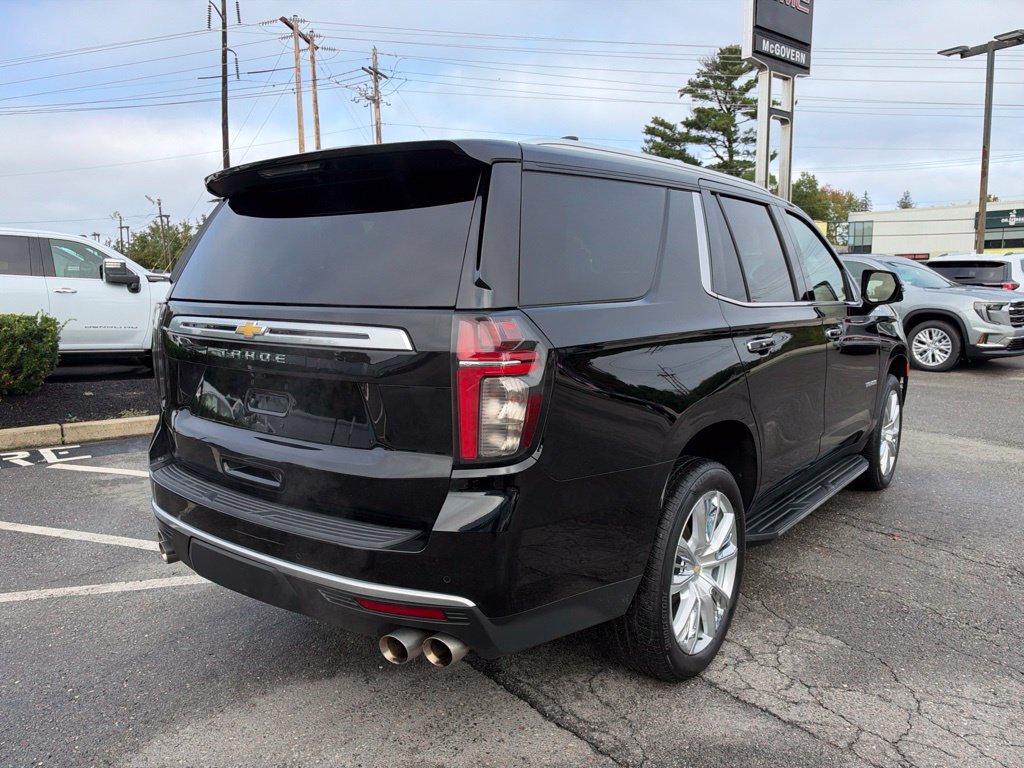 Used 2023 Chevrolet Tahoe High Country AWD/4WD image 7