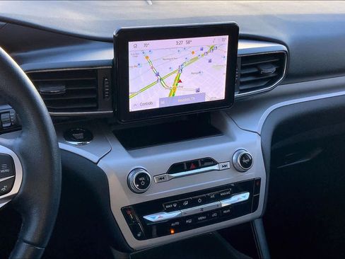 Used 2023 Ford Explorer XLT w/ Equipment Group 202A image 5