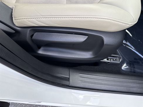 Used 2018 MAZDA CX-5 Touring w/ Preferred Equipment Package image 43