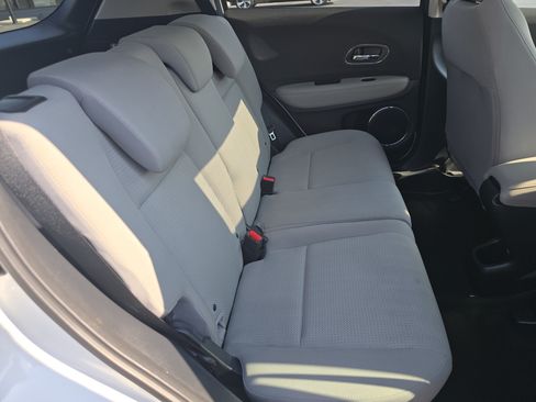 Used 2022 Honda HR-V EX image 17