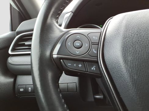 Used 2023 Toyota Camry XSE image 25