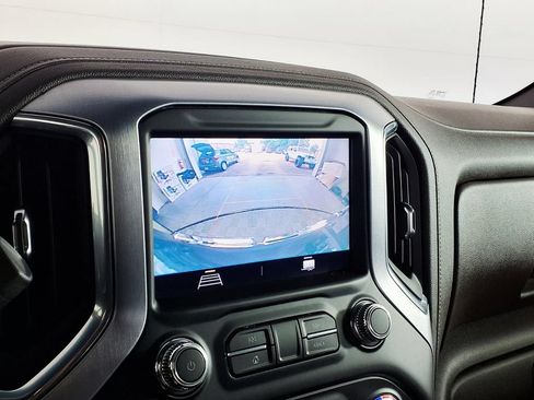 Used 2021 GMC Sierra 1500 SLE w/ X31 Off-Road Package AWD/4WD image 19