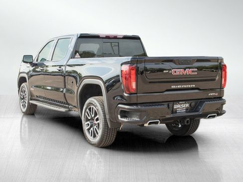 Used 2024 GMC Sierra 1500 AT4 w/ Technology Package AWD/4WD image 3