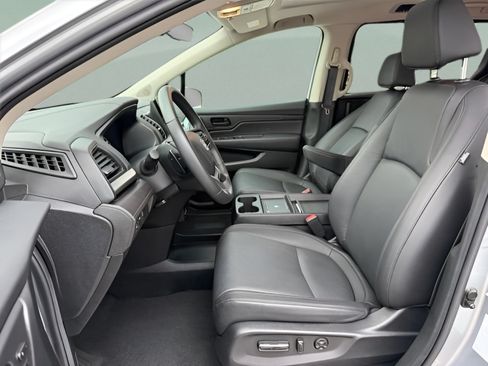 Used 2025 Honda Odyssey EX-L image 22