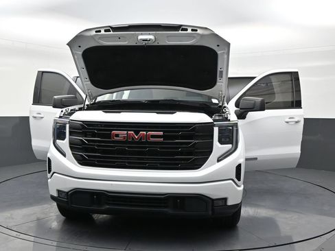 Used 2023 GMC Sierra 1500 Elevation image 34