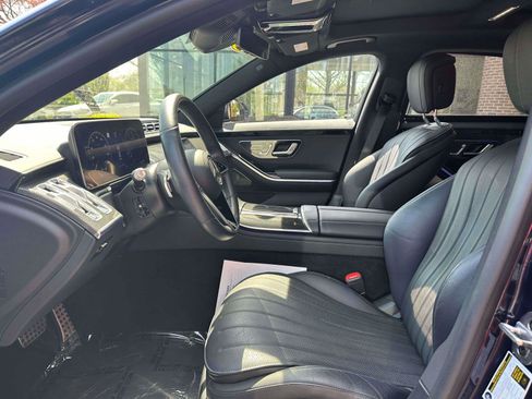 Certified 2022 Mercedes-Benz S 500 4MATIC image 16