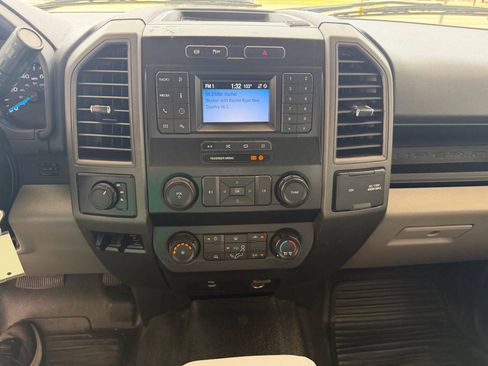 Used 2022 Ford F350 XL w/ Power Equipment Group AWD/4WD image 47