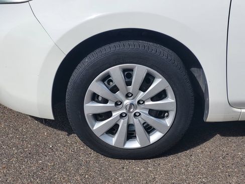 Used 2013 Nissan Leaf S FWD image 8