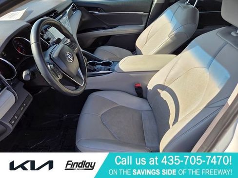 Used 2018 Toyota Camry XSE FWD image 10