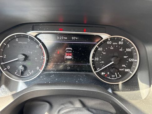 Used 2024 Nissan Rogue SV AWD/4WD image 13