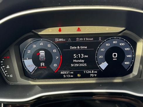 Used 2023 Audi Q3 2.0T Premium image 24