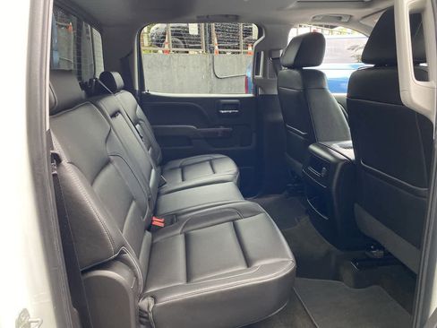 Used 2018 GMC Sierra 1500 SLT AWD/4WD image 17