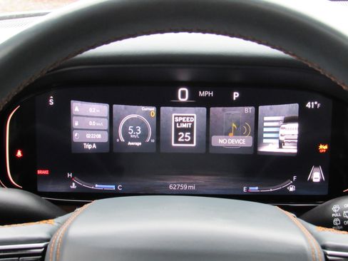 Used 2022 Jeep Grand Wagoneer Series II image 17