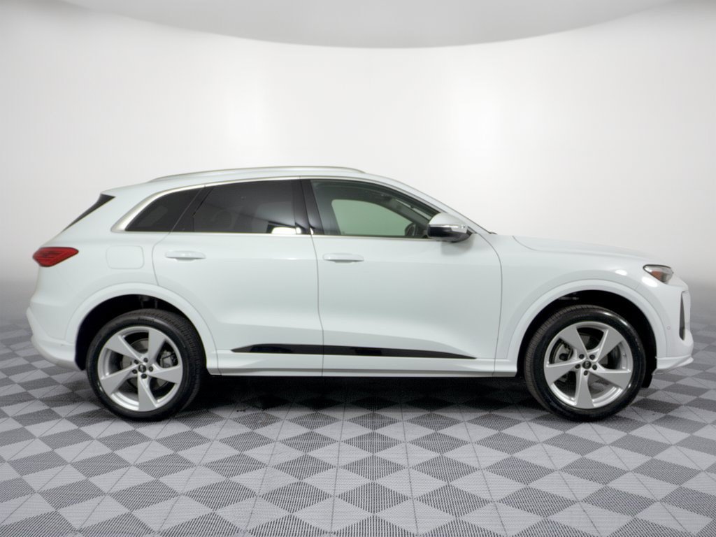 Used 2026 Audi Q5 Premium Plus AWD/4WD image 8