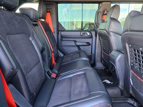 Used 2024 Ford Bronco Raptor image 31