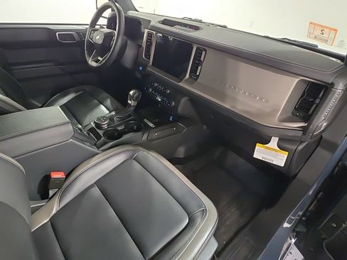 Used 2025 Ford Bronco Outer Banks AWD/4WD image 28