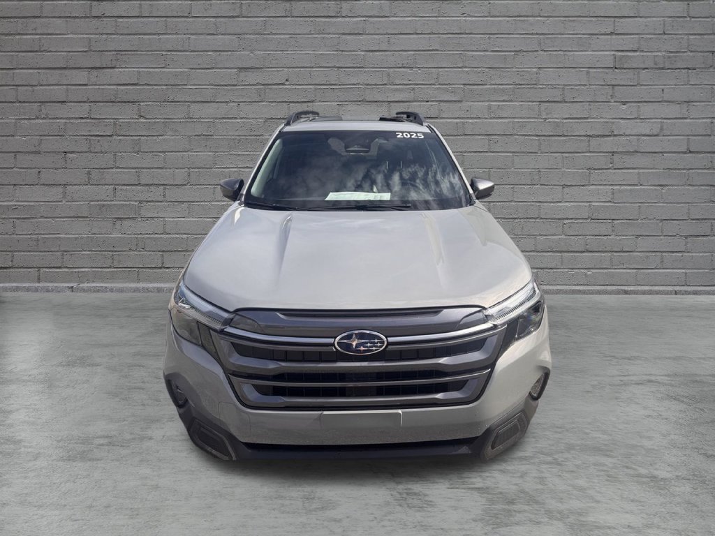 Used 2025 Subaru Forester Limited AWD/4WD image 10