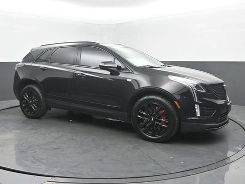 Used 2022 Cadillac XT5 Sportv w/ LPO, ONYX Package AWD/4WD image 7