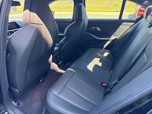 Used 2021 BMW M3 RWD image 2