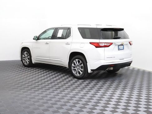 Used 2021 Chevrolet Traverse Premier AWD/4WD image 4