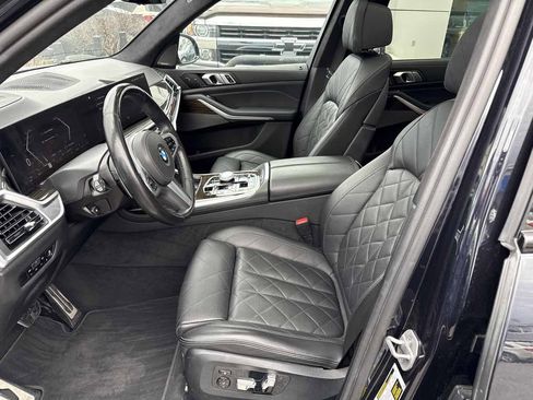 Used 2023 BMW X7 xDrive40i w/ Executive Package image 15
