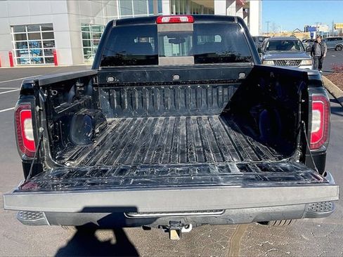 Used 2018 GMC Sierra 1500 SLT w/ SLT Premium Package image 35