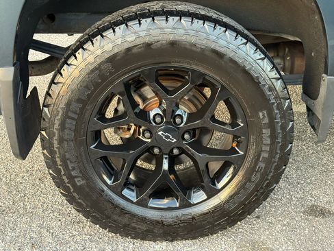 Used 2021 Chevrolet Silverado 1500 LT Trail Boss w/ Bed Protection Package image 22