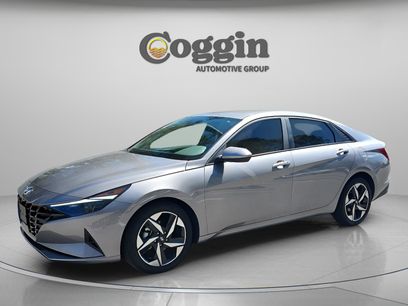 Certified 2023 Hyundai Elantra SEL w/ Convenience Package