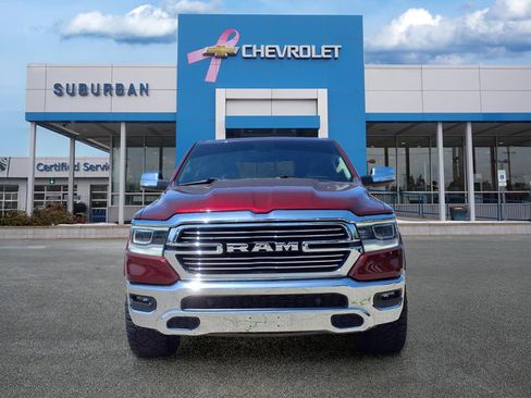 Used 2019 RAM 1500 Laramie AWD/4WD image 2