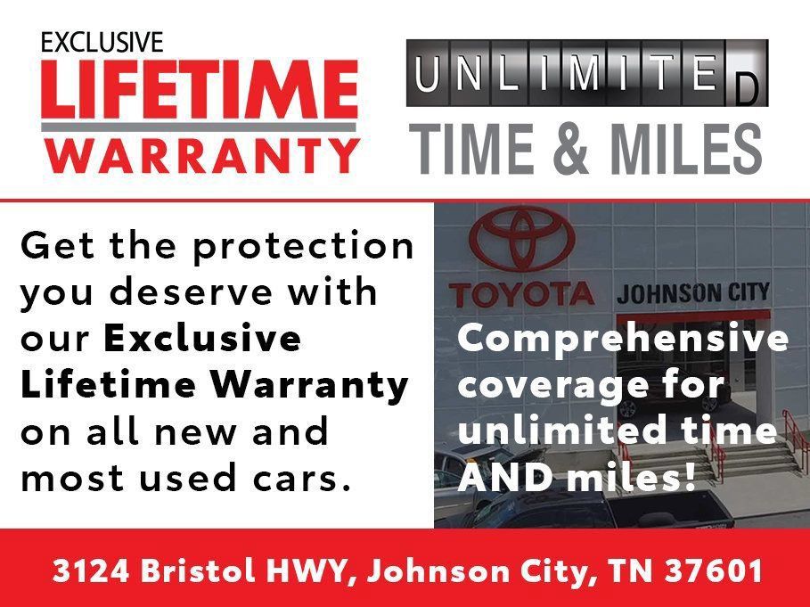 Used 2024 Toyota Prius XLE FWD image 22
