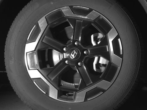 Used 2025 Hyundai Santa Fe SEL FWD image 13