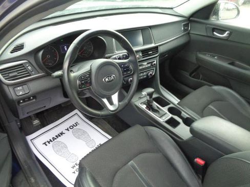 Used 2018 Kia Optima S w/ Panoramic Sunroof Package image 19
