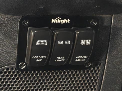 Used 2014 Jeep Wrangler Unlimited Sport w/ Connectivity Group AWD/4WD image 9