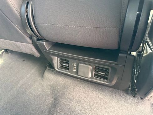 Used 2025 Chevrolet Silverado 1500 LT AWD/4WD image 18