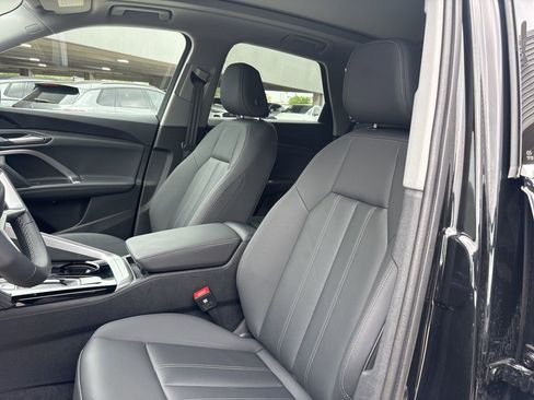 Used 2025 Audi Q5 Premium w/ Convenience Package AWD/4WD image 13