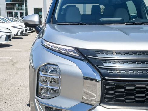 Used 2022 Mitsubishi Outlander SEL FWD image 4
