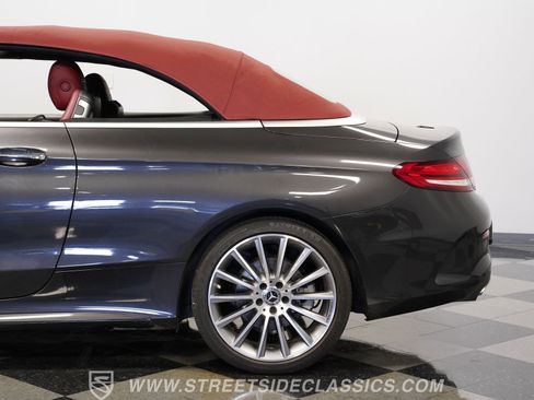 Used 2019 Mercedes-Benz C 300 Cabriolet image 24