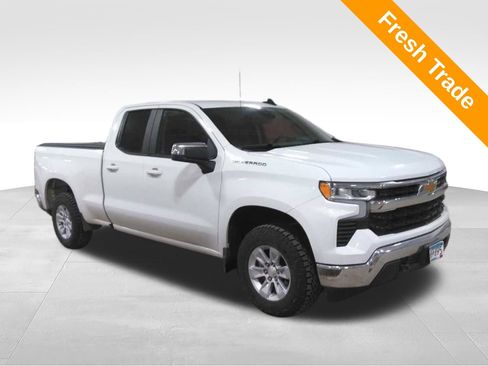 Used 2023 Chevrolet Silverado 1500 LT image 1