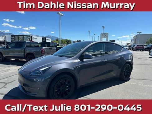 Used 2023 Tesla Model Y Long Range AWD/4WD image 6
