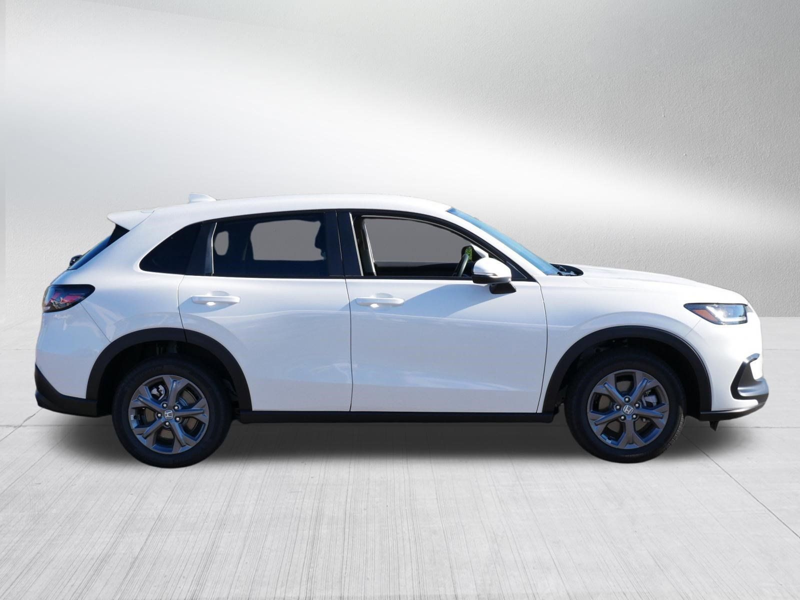 Used 2027 Honda HR-V LX image 8