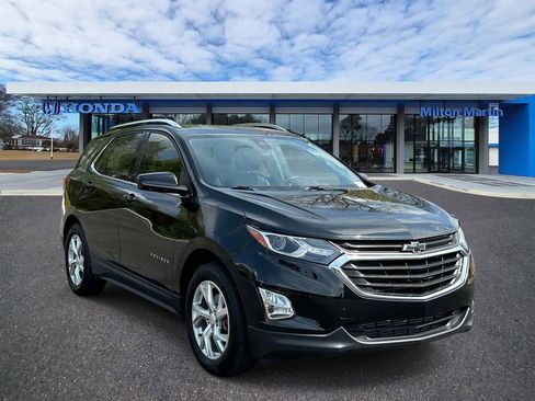 Used 2020 Chevrolet Equinox LT image 1