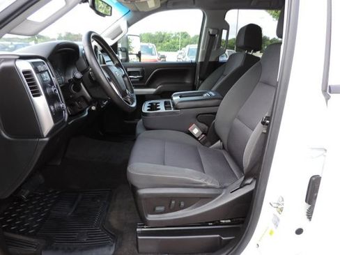 Used 2017 Chevrolet Silverado 2500 LT w/ LT Convenience Package AWD/4WD image 24