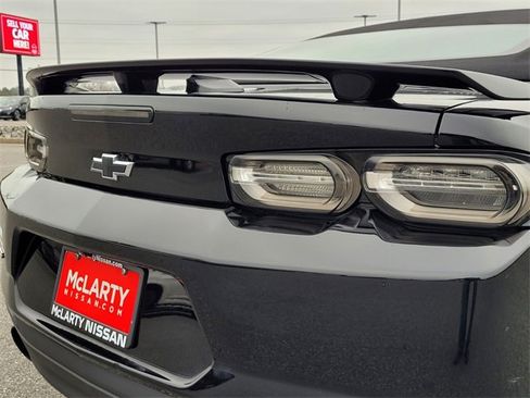 Used 2023 Chevrolet Camaro LT w/ RS Package image 18