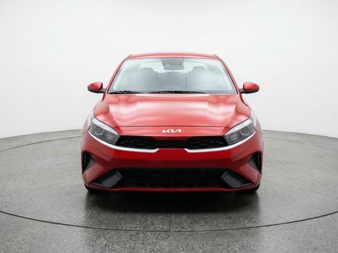 Used 2024 Kia Forte LXS image 2