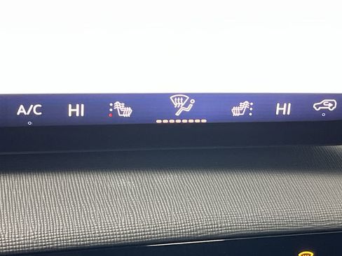 New 2026 Buick Enclave Preferred w/ LPO, Floor Liner Package image 23