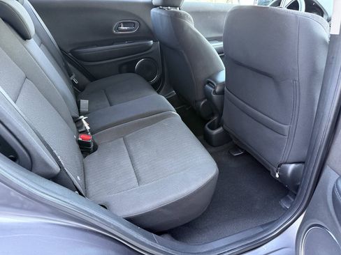 Used 2017 Honda HR-V EX image 16