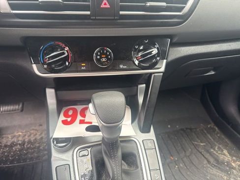 Used 2022 Kia Seltos LX image 13