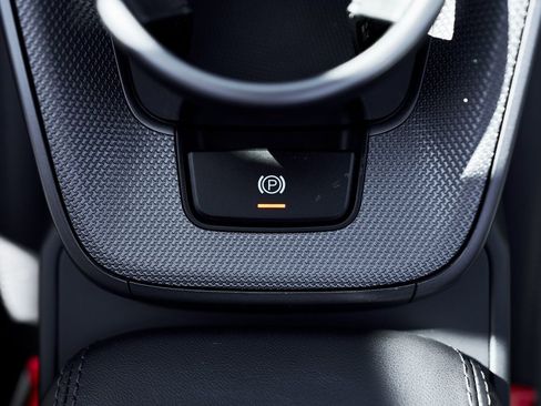 Used 2024 Porsche 911 Carrera 4S image 54